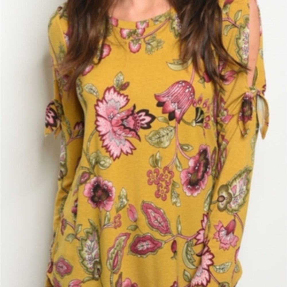 Floral Mustard Top